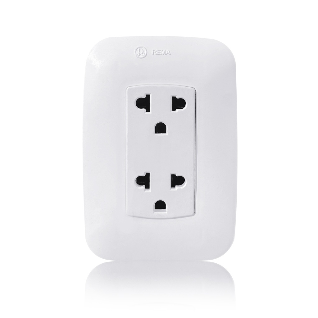 Tomacorriente doble con tierra YOUNG